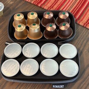 Starbucks Silver Coffee Capsules in Romaunt blue cases